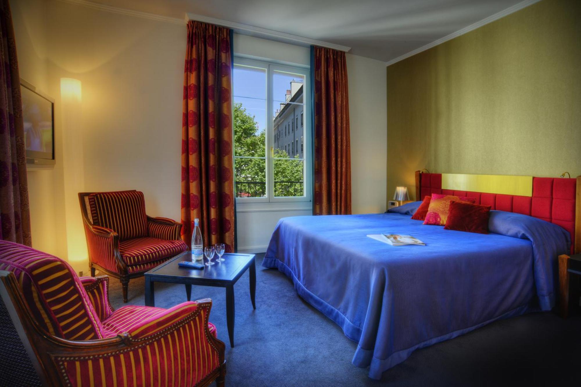 Deluxe Double Room,718256872:JPEG